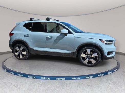 Used 2019 Volvo XC40 T5 Momentum AWD/4WD image 5