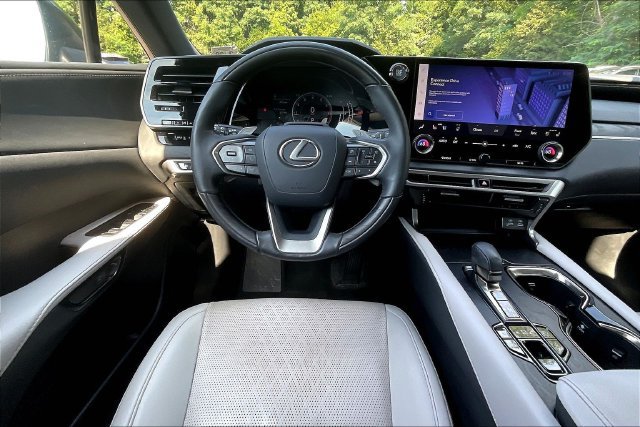 Certified 2023 Lexus RX 350 Premium Plus w/ Accessory Package AWD/4WD image 8