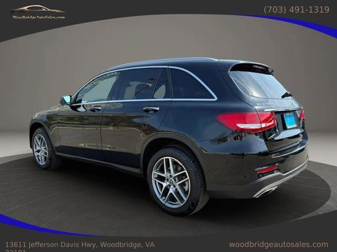 Used 2019 Mercedes-Benz GLC 300 image 6