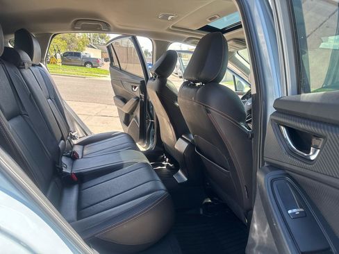 Used 2019 Subaru Crosstrek 2.0i Limited w/ Moonroof Package w/Navigation AWD/4WD image 25