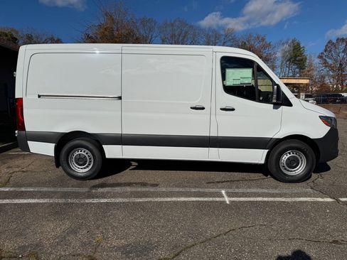 New 2026 Mercedes-Benz Sprinter 2500 image 26