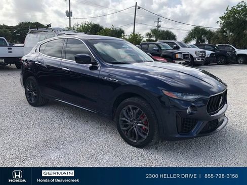 Used 2022 Maserati Levante Modena AWD/4WD image 4