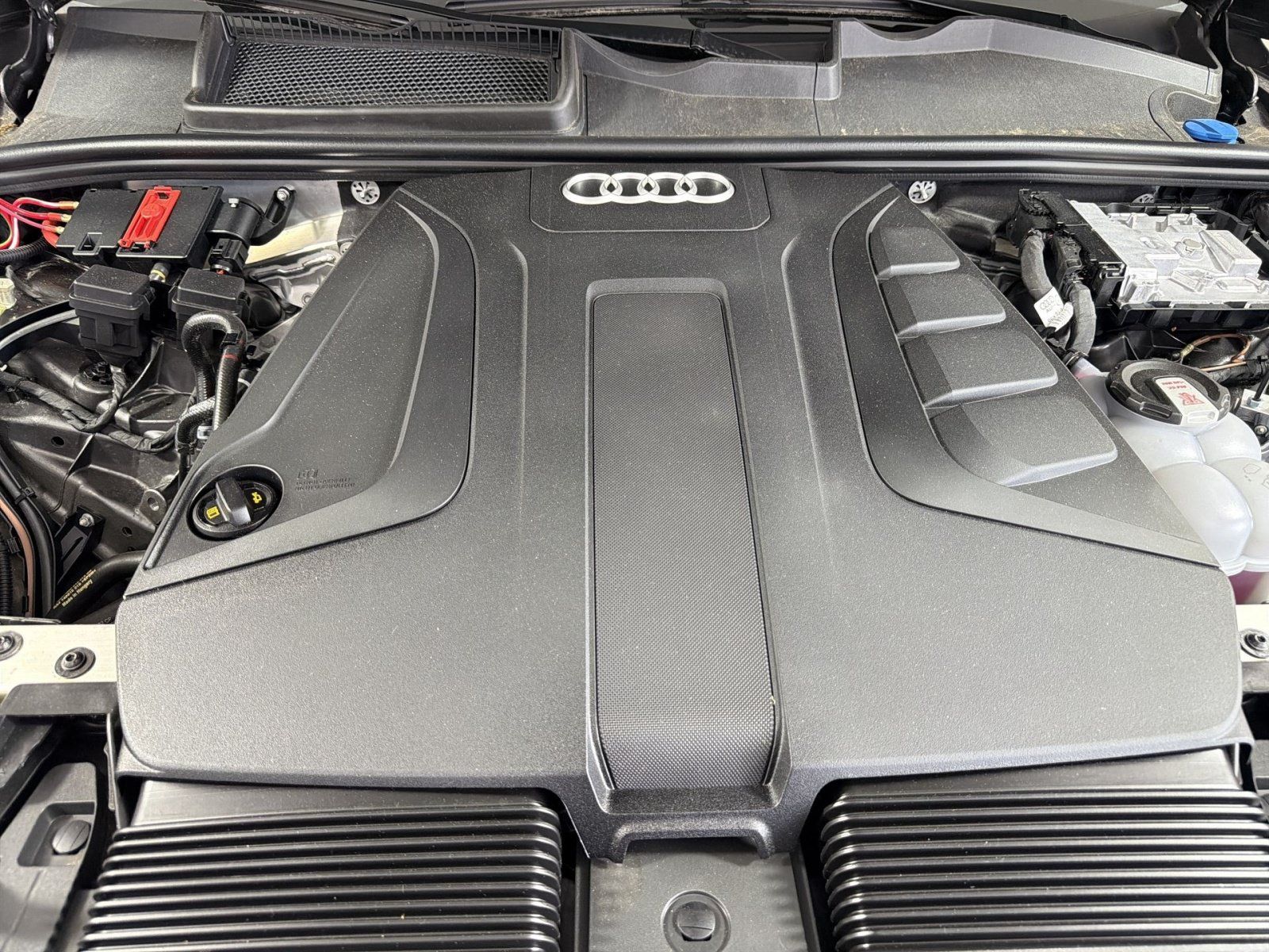 Used 2025 Audi Q7 2.0T Premium w/ Convenience Package AWD/4WD image 28