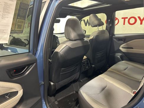 Used 2025 Subaru Forester Premium w/ Convenience Package #1 image 19