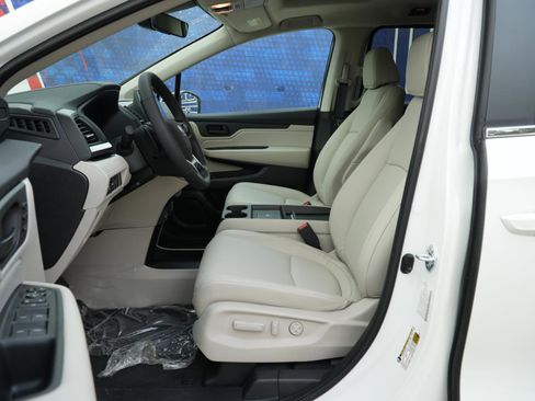 New 2026 Honda Odyssey EX-L image 16