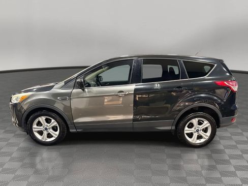 Used 2015 Ford Escape SE image 6