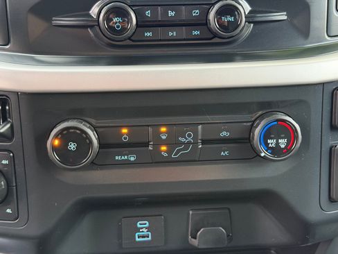 Used 2022 Ford F150 XLT image 20