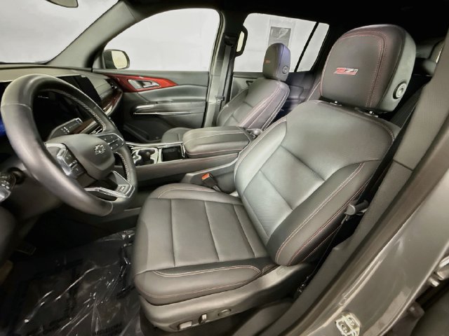 Used 2025 Chevrolet Traverse Z71 AWD/4WD image 21