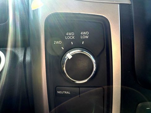 Used 2017 RAM 2500 Big Horn image 22