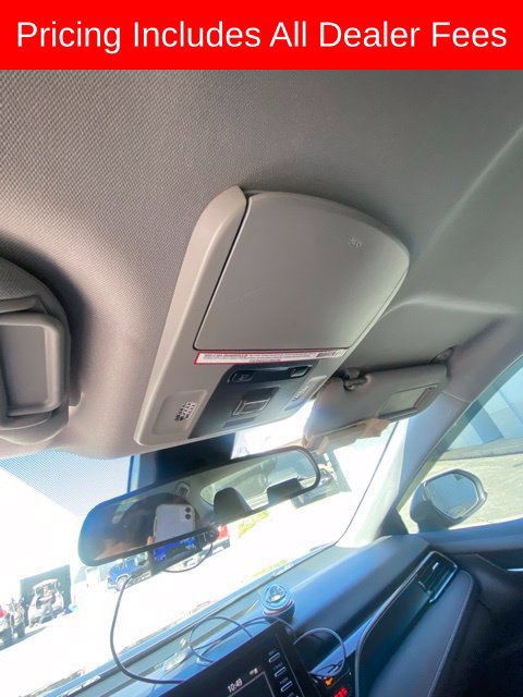Used 2021 Toyota Camry SE FWD image 7