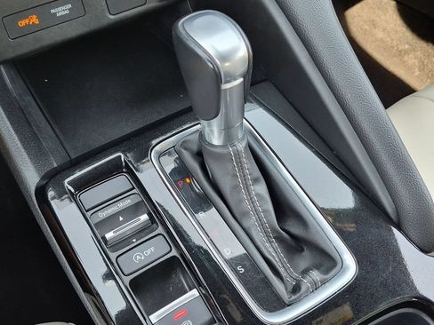 Certified 2024 Acura Integra A-Spec FWD image 24
