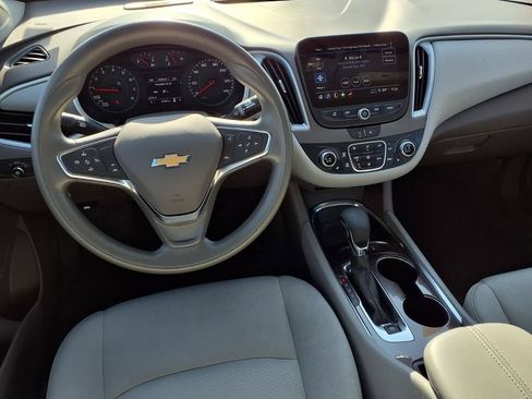 Used 2024 Chevrolet Malibu LT FWD image 13