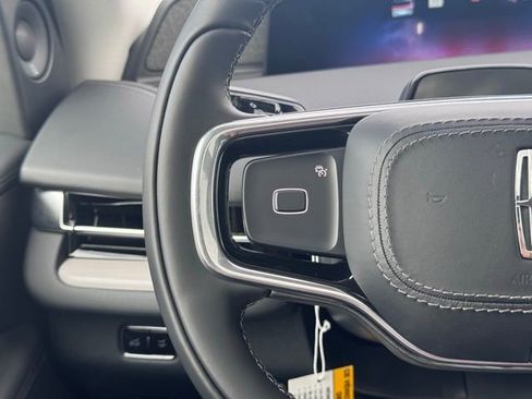 New 2025 Lincoln Navigator L Reserve image 10