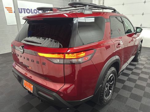 Used 2025 Nissan Pathfinder Rock Creek image 9
