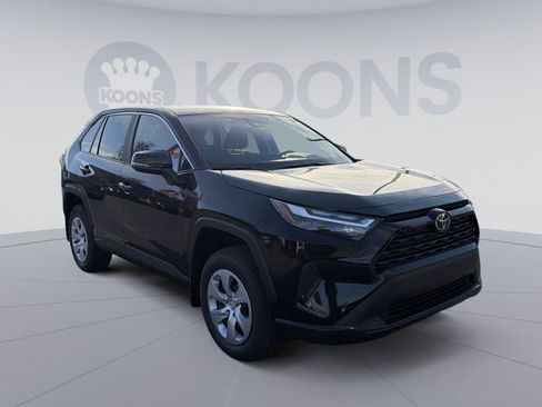 New 2025 Toyota RAV4 LE image 10