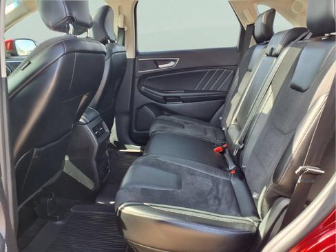 Used 2018 Ford Edge Sport w/ Equipment Group 401A AWD/4WD image 11