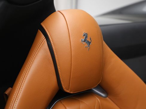 Certified 2021 Ferrari 812 GTS image 22