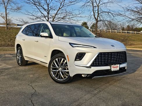 New 2026 Buick Enclave Avenir w/ Super Cruise Package AWD/4WD image 2
