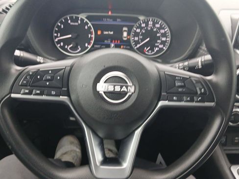 Used 2024 Nissan Sentra SV image 22