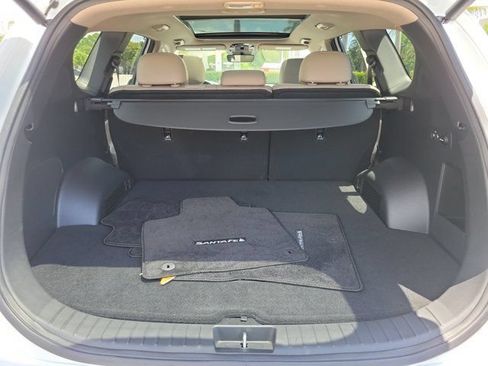 Certified 2023 Hyundai Santa Fe Limited FWD image 5