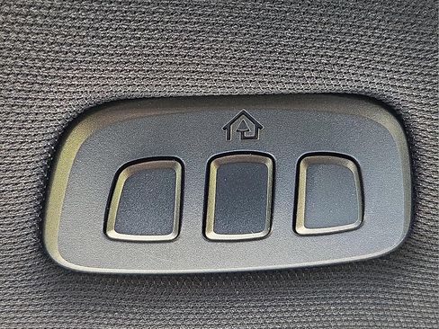 Certified 2021 Ford F150 Platinum w/ Equipment Group 701A High image 21