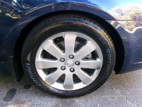 Used 2006 Toyota Avalon Limited image 50