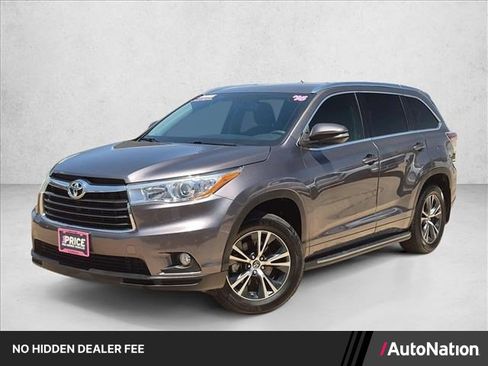 Used 2016 Toyota Highlander XLE FWD image 1