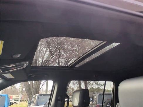 New 2026 Jeep Grand Wagoneer 4WD image 17