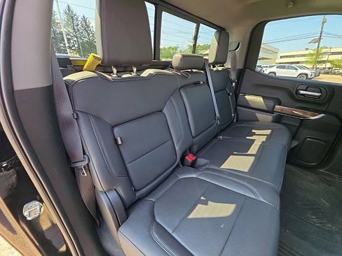 Used 2021 Chevrolet Silverado 1500 LT Trail Boss w/ Convenience Package II AWD/4WD image 27