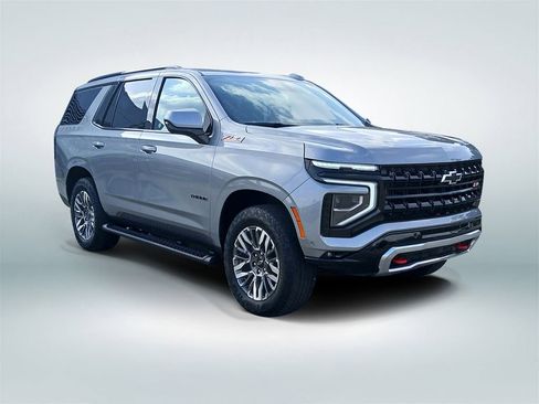 Used 2025 Chevrolet Tahoe Z71 image 2