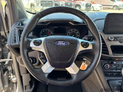 Used 2022 Ford Transit Connect XLT FWD image 17