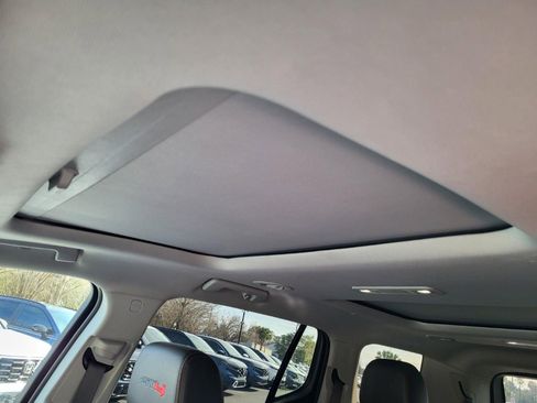 Used 2023 GMC Acadia AT4 w/ Technology Package image 13