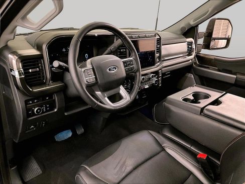 Used 2024 Ford F250 Lariat w/ Sport Appearance Package AWD/4WD image 12