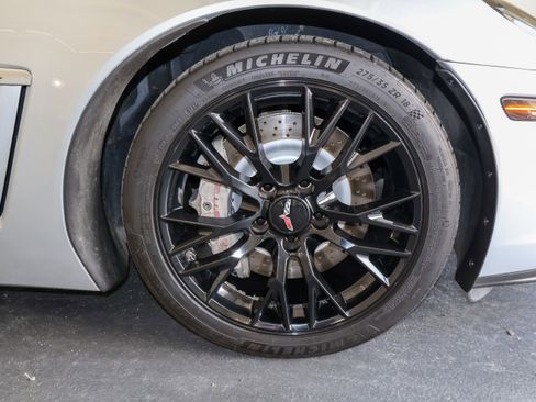 Used 2010 Chevrolet Corvette Grand Sport w/ Preferred Equipment Group RWD image 42