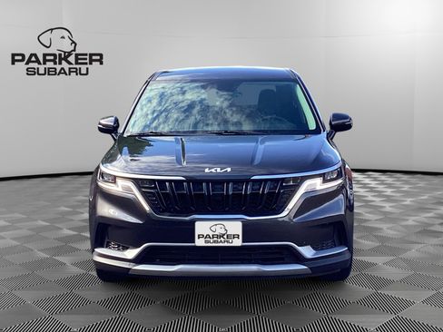 Used 2024 Kia Carnival LX FWD image 8