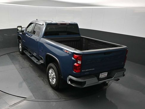 Used 2025 Chevrolet Silverado 2500 LT image 18