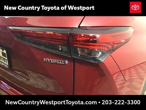 Used 2023 Toyota Highlander Limited image 25