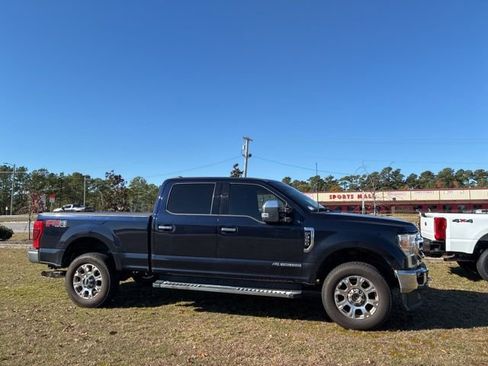 Used 2022 Ford F350 Lariat w/ Lariat Ultimate Package image 2