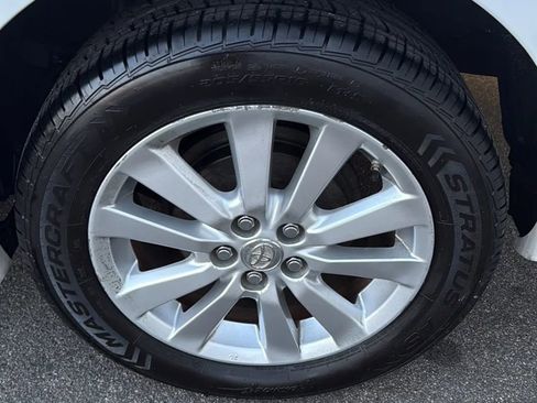 Used 2010 Toyota Corolla S image 30