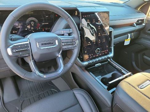 New 2026 GMC Yukon XL Denali w/ Sun & Power Step Package image 10