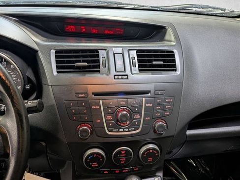 Used 2012 MAZDA MAZDA5 Grand Touring image 13