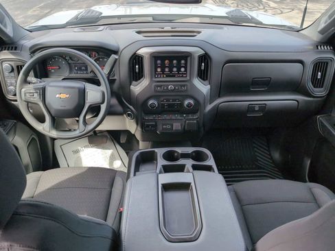 Used 2025 Chevrolet Silverado 2500 Custom w/ Custom Value Package AWD/4WD image 21
