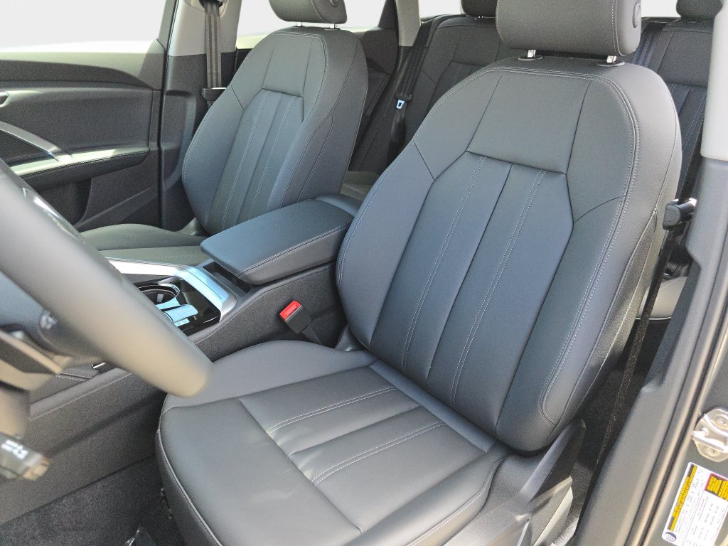 New 2026 Audi Q5 Premium Plus AWD/4WD image 15