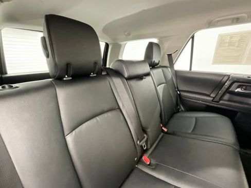Used 2024 Toyota 4Runner TRD Off-Road Premium AWD/4WD image 14