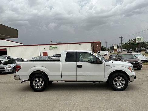 Used 2013 Ford F150 XLT w/ Mid Equipment Group RWD image 4