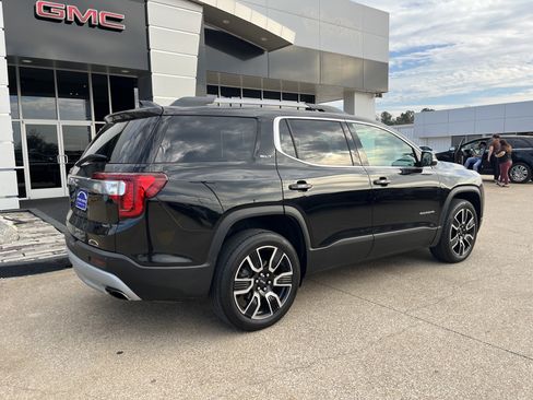 Used 2021 GMC Acadia SLT w/ Technology Package image 3