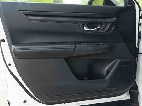 Used 2026 Honda CR-V EX image 36