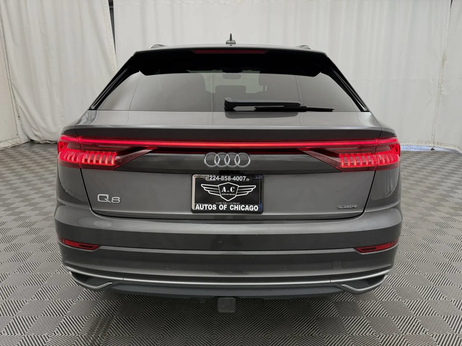 Used 2019 Audi Q8 Prestige AWD/4WD image 6