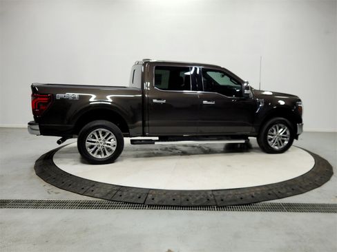 Used 2024 Ford F150 Lariat w/ Equipment Group 502A High image 8