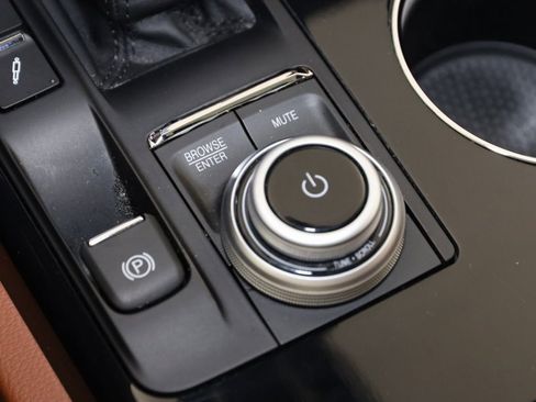 Used 2023 Maserati Quattroporte Modena Q4 image 41